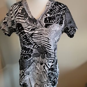 3FOR$25 Ladies Scrub Top